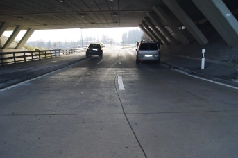 Streifkollision zwischen Kreisverkehr