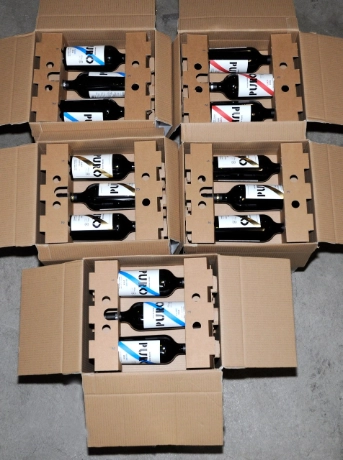 Lieferwagen, Wein, Räder und Esswaren gestohlen