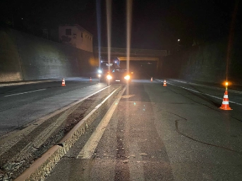 Selbstunfall unter Alkohol-​ und Drogeneinfluss