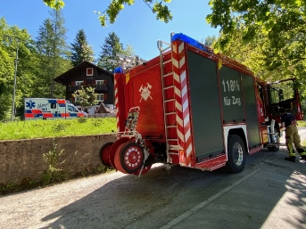 Brand in Mehrfamilienhaus
