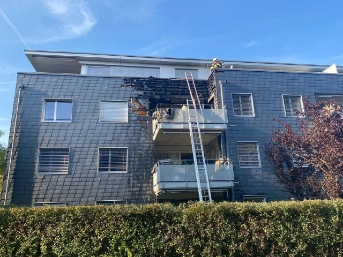 Aussenansicht Grillbrand auf Balkon