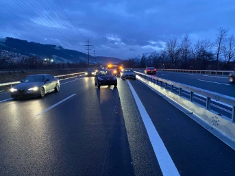 Zweimal Totalschaden im Morgenverkehr