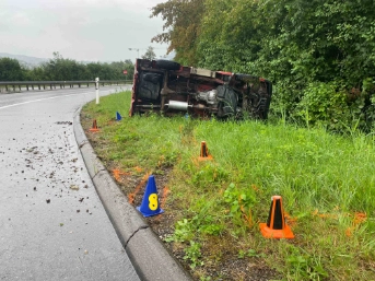 MM175_Kanton Zug_Vier verletzte Personen und Blechschaden auf der Autobahn